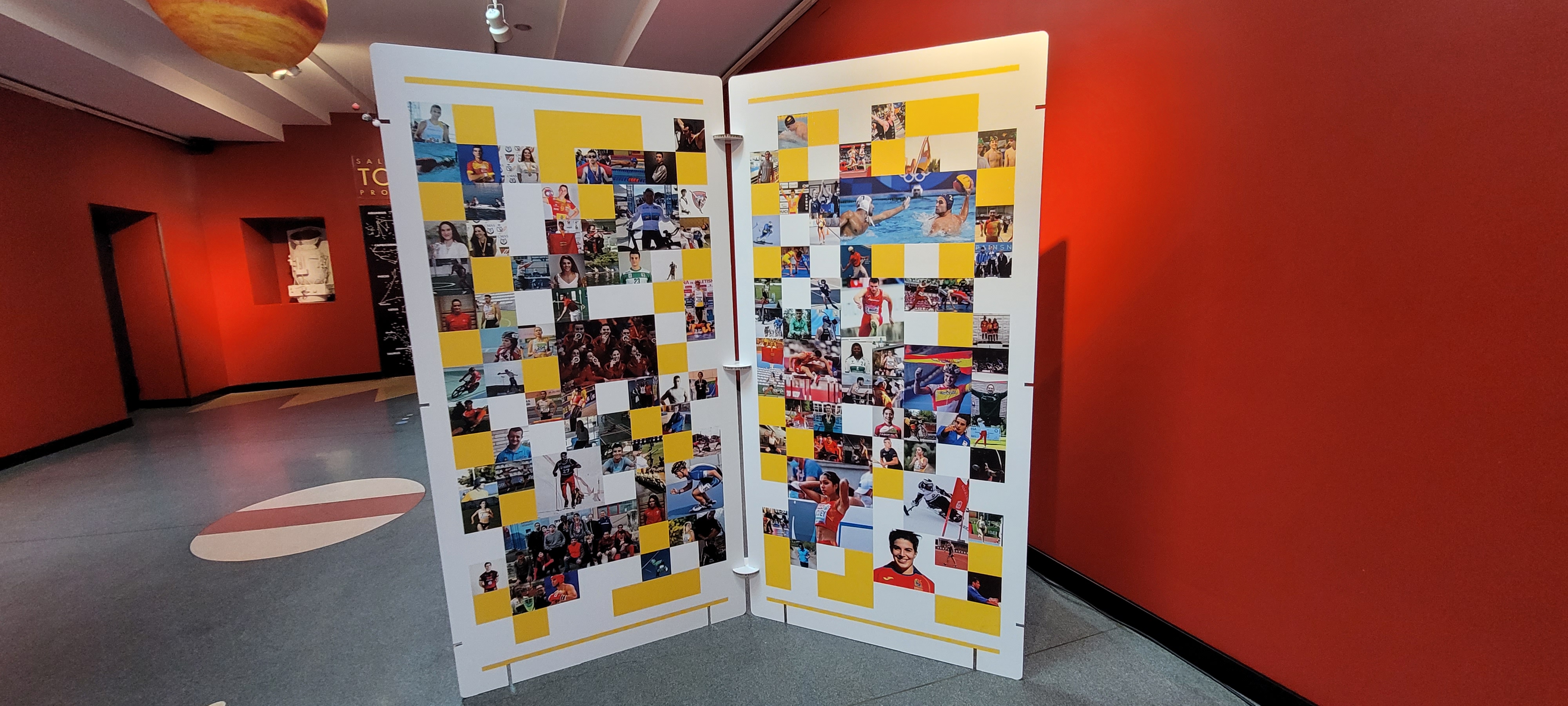 INAUGURADA LA EXPOSICI&Oacute;N ITINERANTE CON MOTIVO DEL 25&ordm; ANIVERSARIO